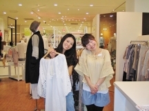 新宿区,新宿駅のレディースファッション販売の短期アルバイト【WワークOK】の写真